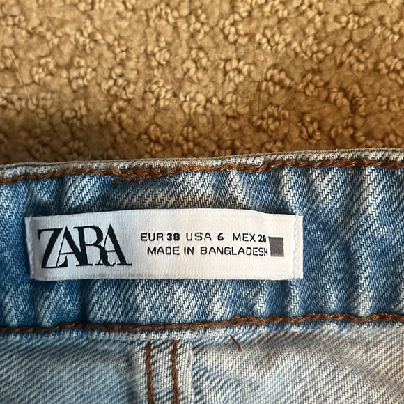 New zara jean shorts - Picture 3 of 3
